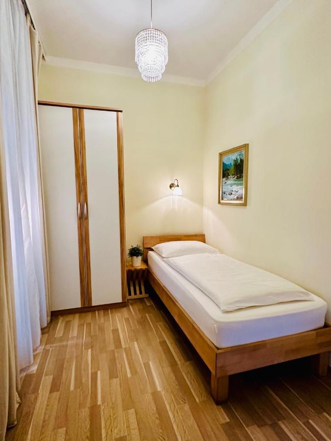 Pension Liechtenstein Bed and Breakfast Viena Exterior foto